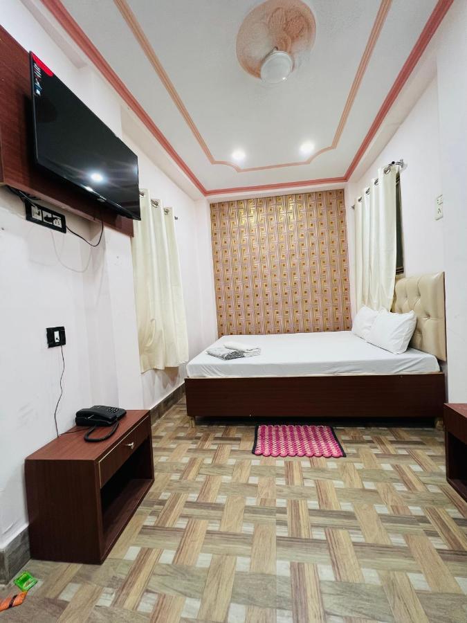 The Bella Guesthouse Varanasi Ngoại thất bức ảnh